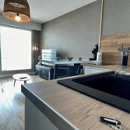 Apartment Face Magnifique Vue Saint-gilles-croix De Vie Saint-Gilles-Croix-de-Vie